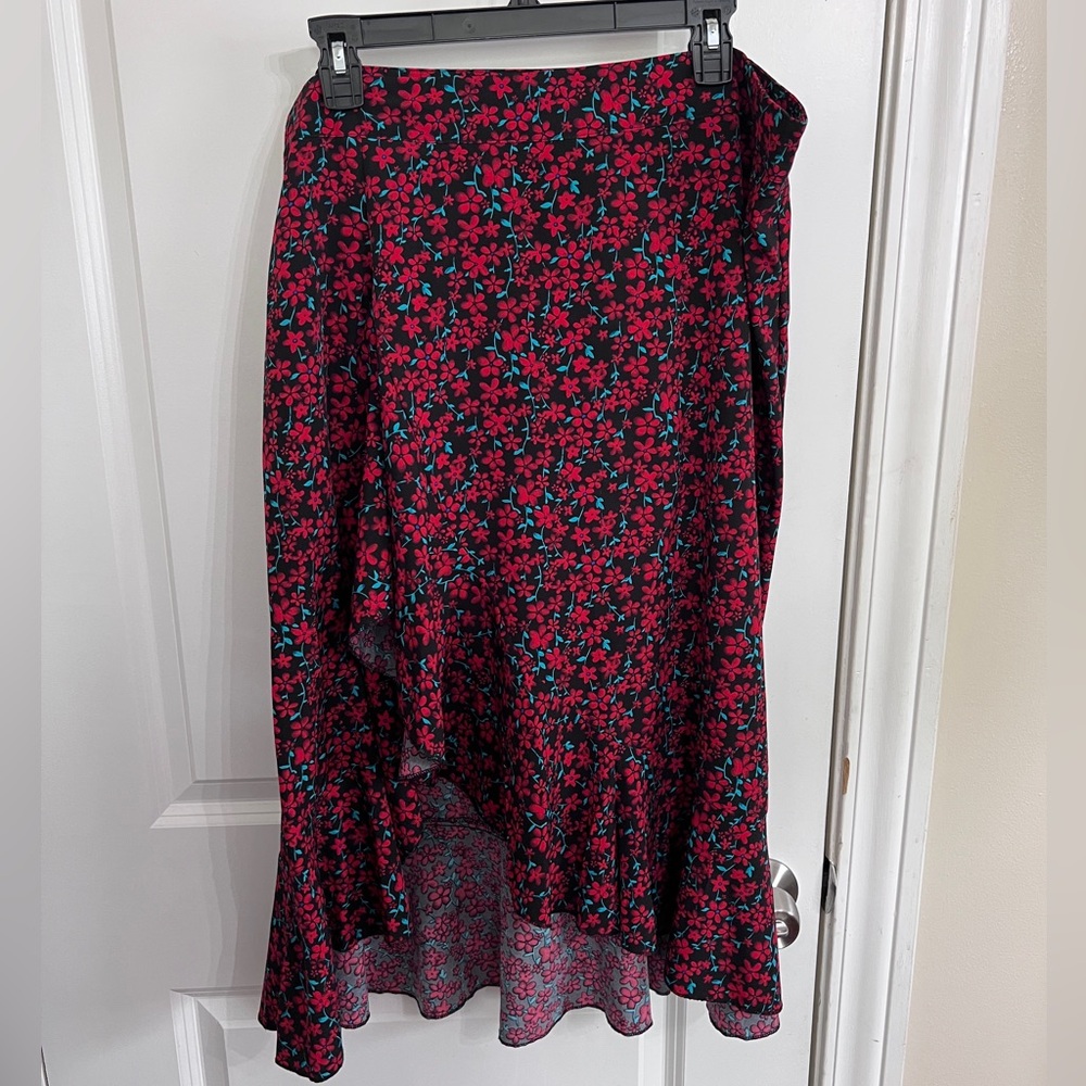 SHEIN Red and Black High-Low Trumpet Midi Skirt - Like New Worn Once